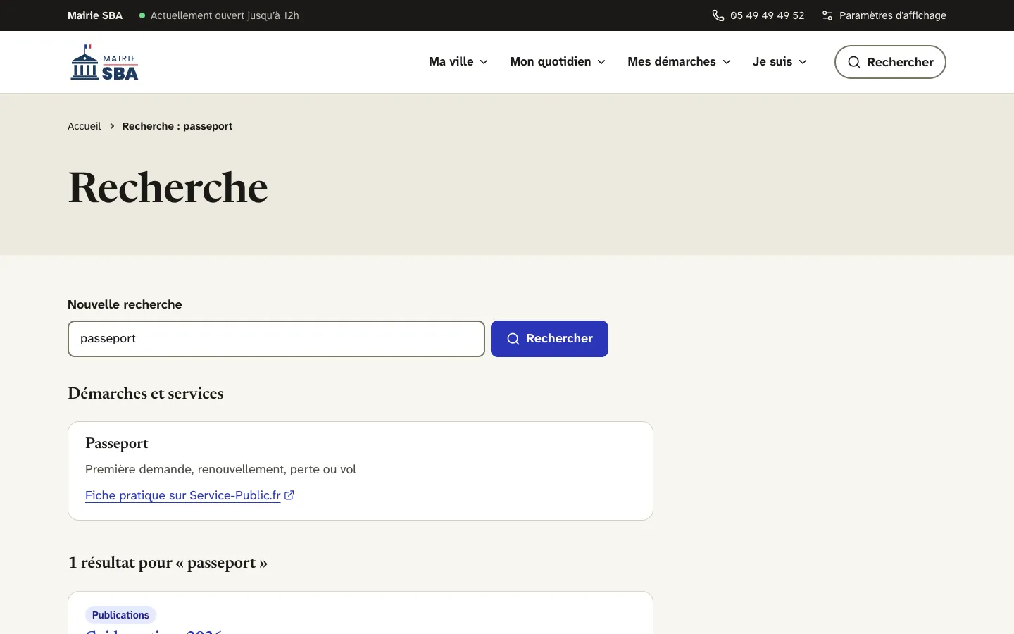 Recherche « passeport » avec le thème Kiosque : le bloc Démarches et services propose la fiche pratique Service-Public.fr, suivie du Guide pratique 2026 de la commune.